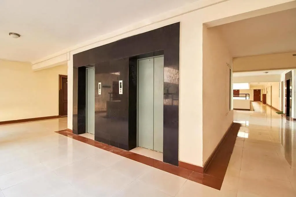 فندق Plaza Suites Kochi
